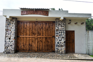 Exterior 03 %28esta la baj%c3%a9 de la p%c3%a1gina a baja resolucion%29