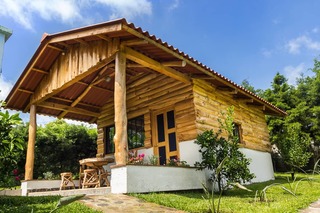 Exterior 10